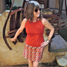 BENVINGUDES 47 camiseta teja