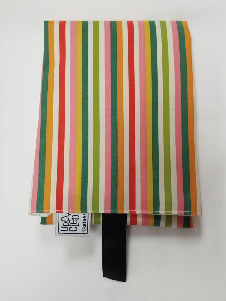 Boc’n’Roll de tela reutilitzada de ratlles -UPCYCLED CARTAES- 1 Boc’n’Roll de tela reutilitzada de ratlles -UPCYCLED CARTAES-