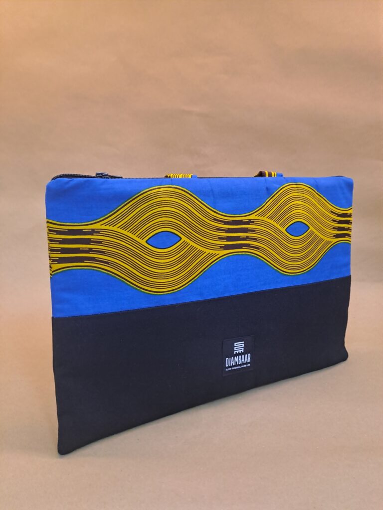 Funda ordinador ANTIFAZ 1 Funda ordinador ANTIFAZ