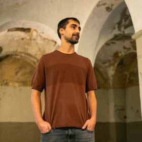 Arrels - Samarreta fosc 02