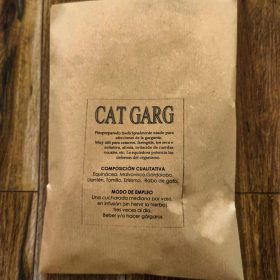 Cat carg de la botiga